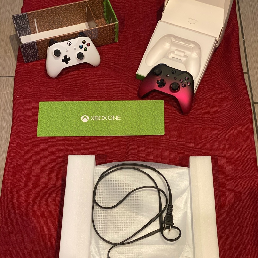 Brand new never used Xbox special white edition